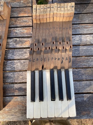 Piano keys vintage one - piano, vintage.