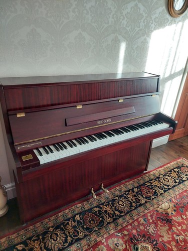 Reid sohn upright piano - upright,