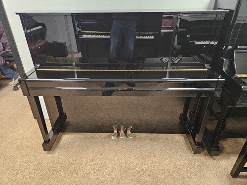 Kawai upright piano - kawai, piano.
