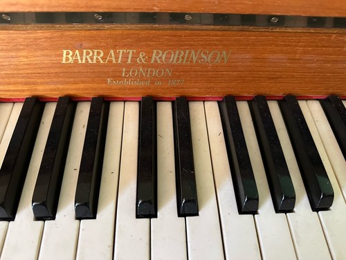 Barrett and robinson compact - barrett,