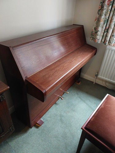 Zender upright piano very - zender, piano,