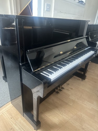 Yamaha upright fully - upright,