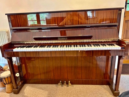 Stunning legnica piano - stunning,