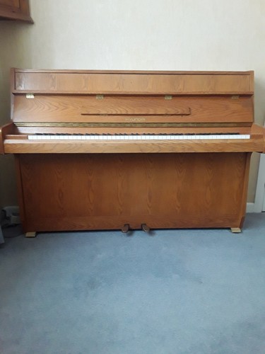 Hyundai upright piano oak - piano, ,