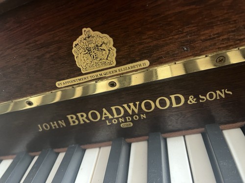 Upright piano john broad - upright,